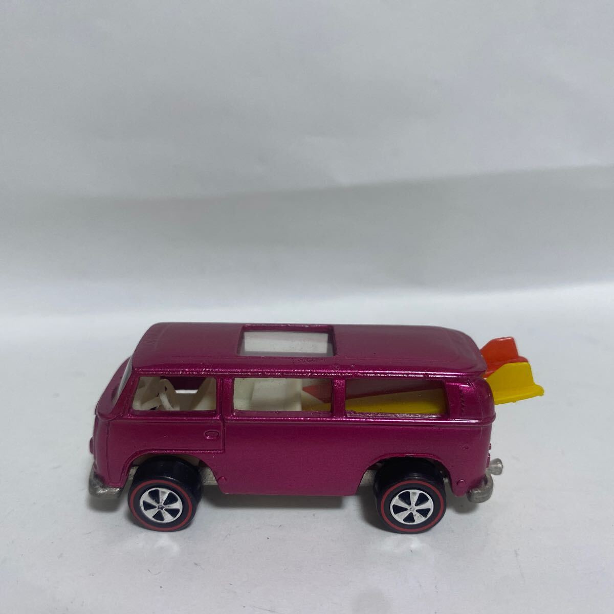 やや傷や汚れありヴィンテージ ホットウィール Hot Wheels Prototype Rear Loading Beach Hot Pink レッドライン レプリカの落札情報