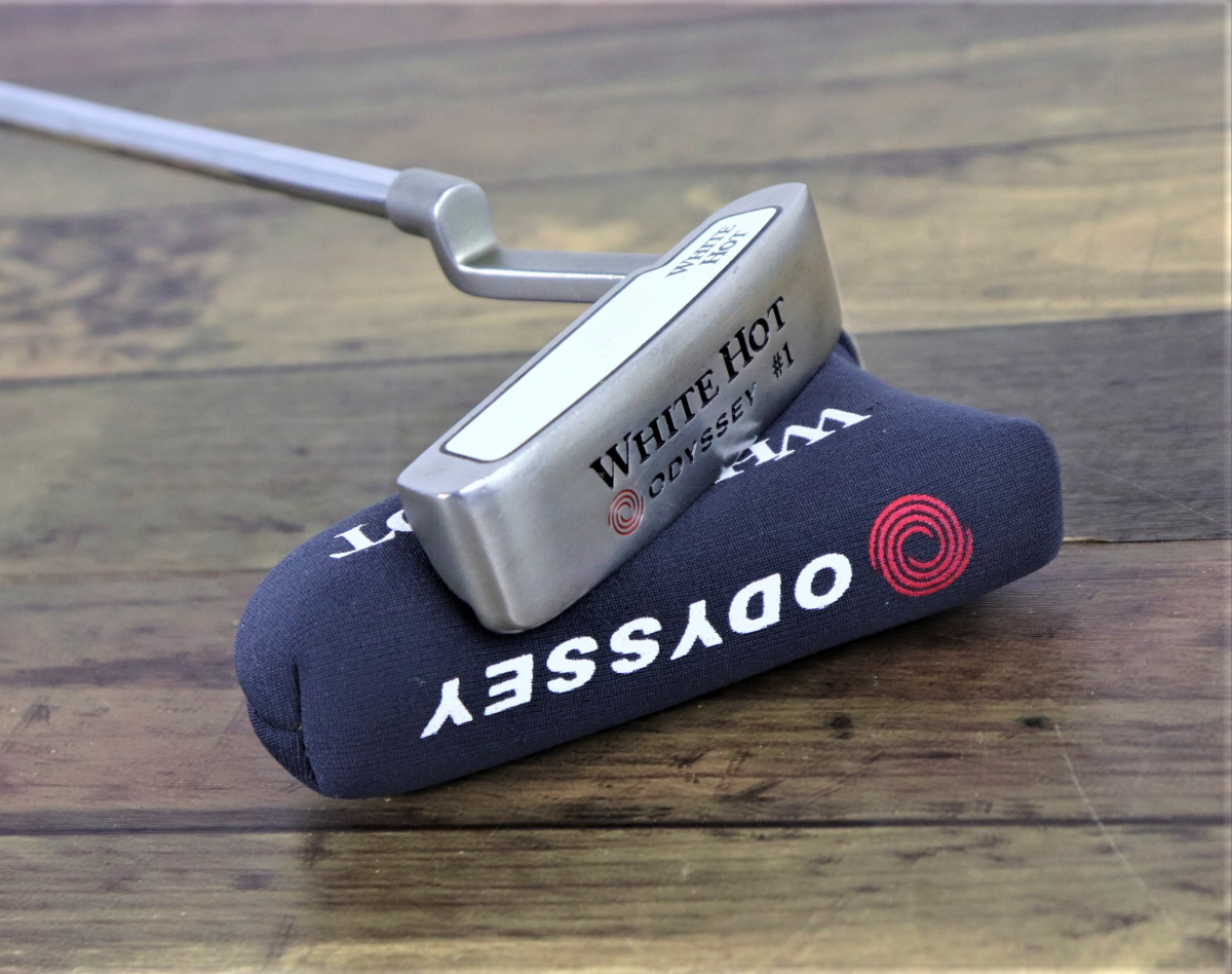 目立った傷や汚れなしメンズ右利き用 ODYSSEY WHITE HOT オデッセイ ホワイトホット パター ヘッドカバー付き