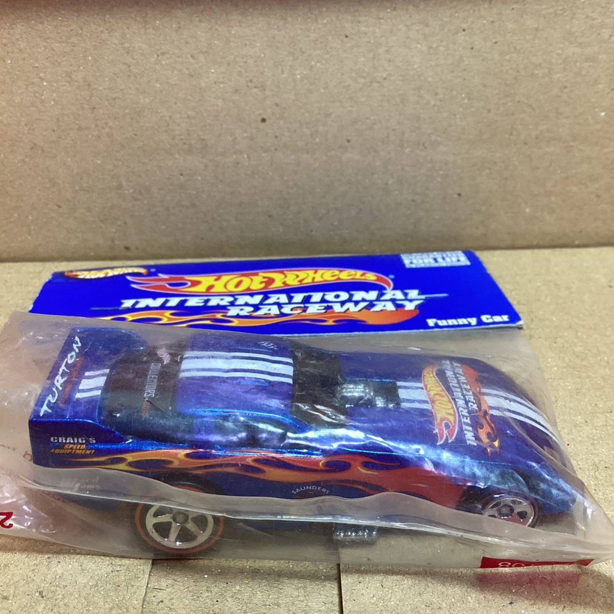 未使用に近い未開封ホットウィール ファニーカー インターナショナル レースウェイ 限定品 Hot Wheelsの落札情報詳細