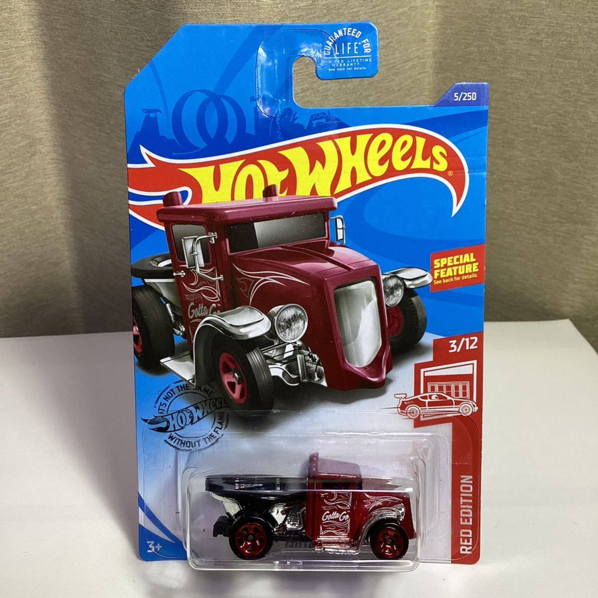 未使用に近いTarget限定レッドエディションホットウィール ゴッタ ゴー RED EDITION Hot Wheelsの落札情報