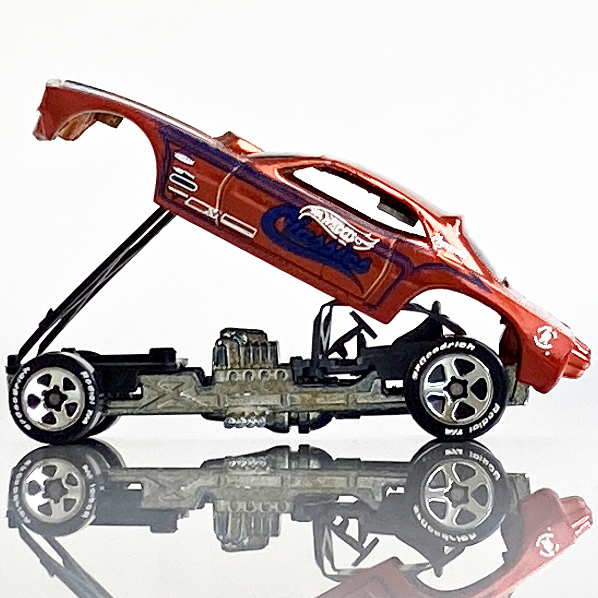 目立った傷や汚れなし ホットウィール クラシック プリムス バラクーダ ファニーカー Hot Wheels Classics