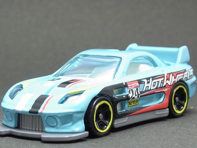 未使用日曜夜未開封新品 SEVEN MAZDA RX FD S 第 世代金型 HOT WHEELSの落札情報詳細