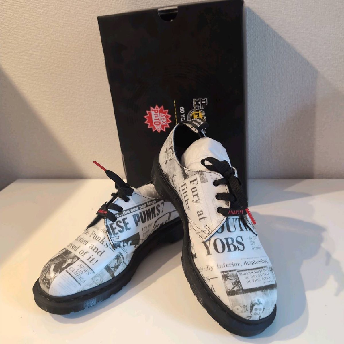 新品限定 SEX PISTOLS 映画THE GREAT ROCK N ROLL SWINDLEPROPAGANDA POSTER 貴重フォト 種 セックスピストルズ シド