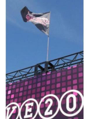 L'Arc~en~Ciel ラルカジノ フラッグ ラルク