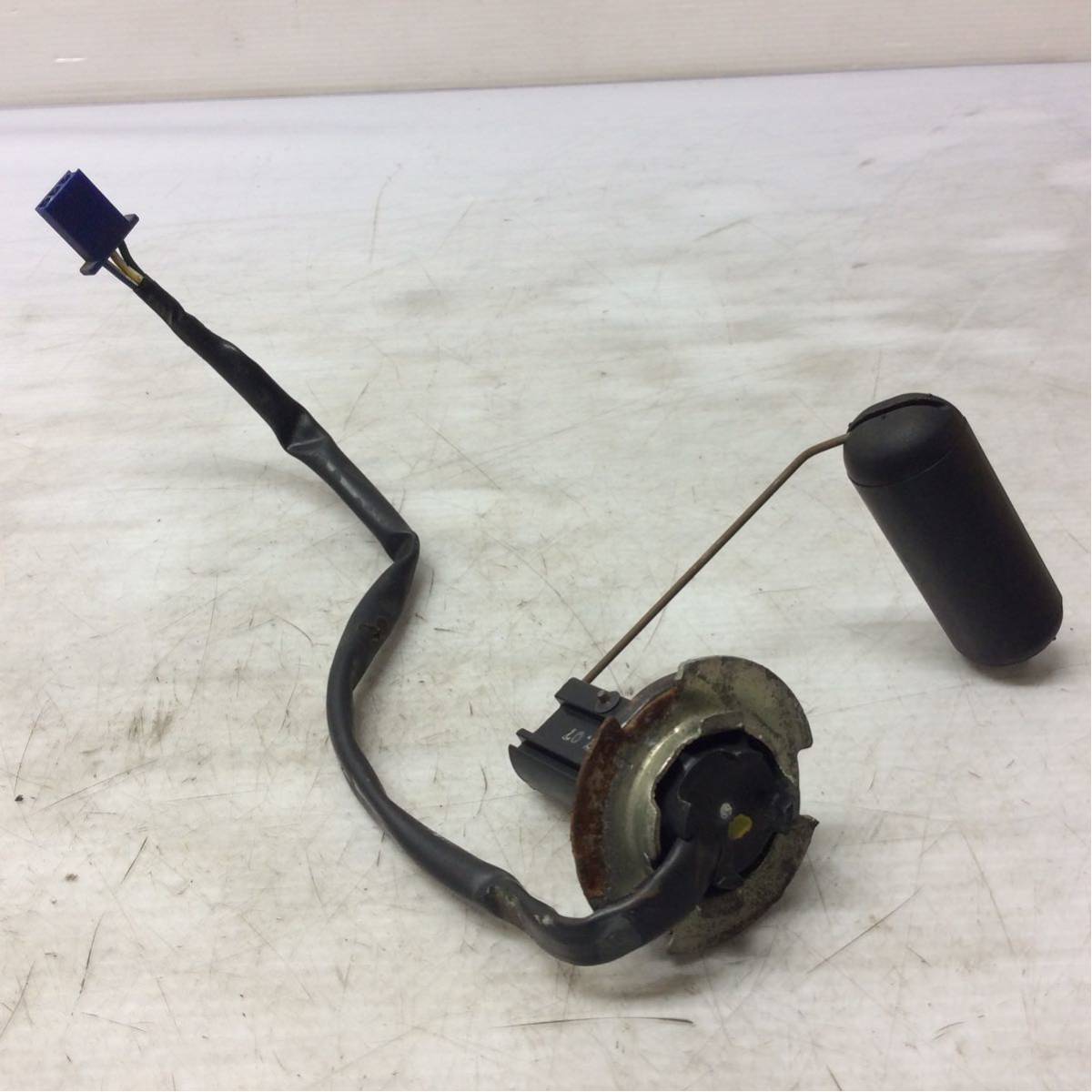 F1114 ホンダ スマートディオ AF56 フューエルゲージ フューエルセンサー 燃料ゲージ 燃料センサー 動作確認済み 純正部品の落札