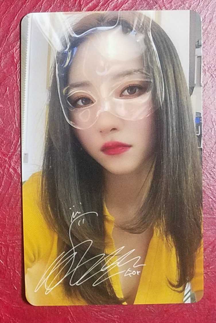 DREAMCATCHER スア WELCOME TO THE DREAM WORLD TOUR トレカ 裏面