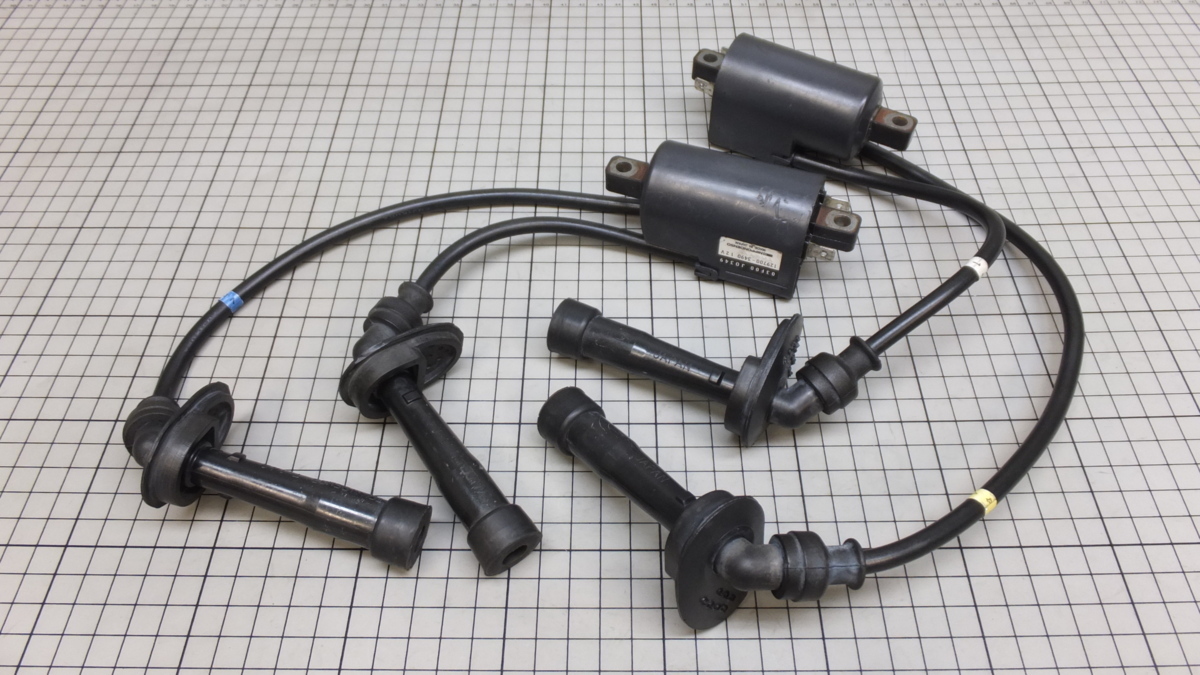 傷や汚れあり】FG イナズマ400 GK7BA イグニッションコイル DENSO T