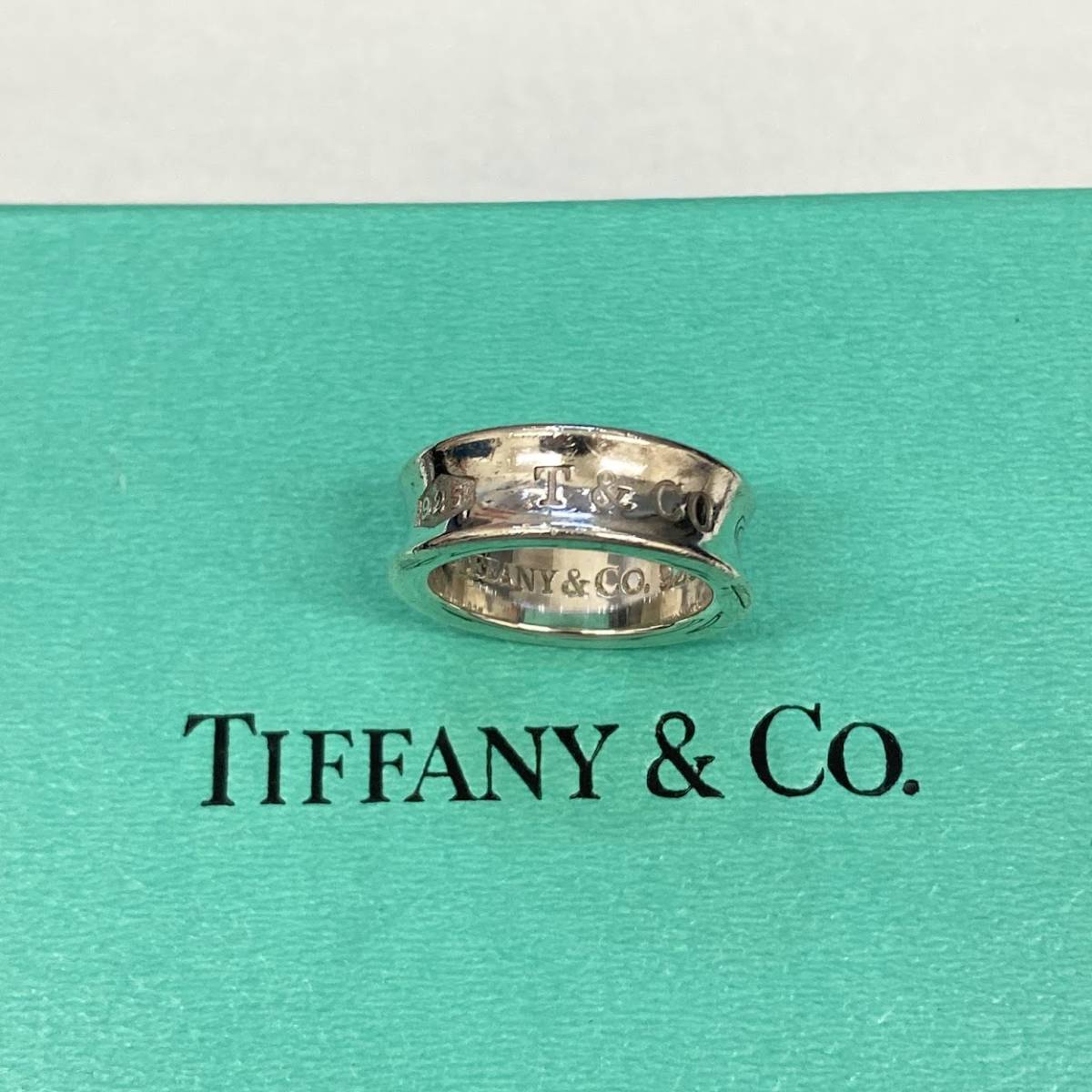 �ڗ��������≘���Ȃ��z�e�B�t�@�j�[ Tiffany 1837�i���[ �����O 8��