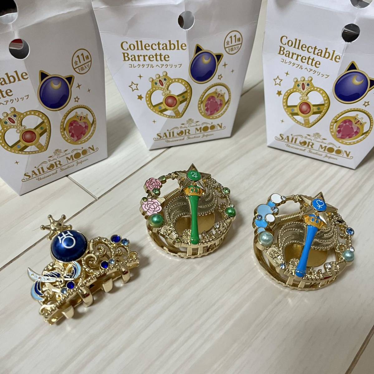【新品・即購入OK】セーラームーン　USJ ヘアクリップ（10個セット） セーラームーンストアオンライン セーラームーン ヘアクリップ