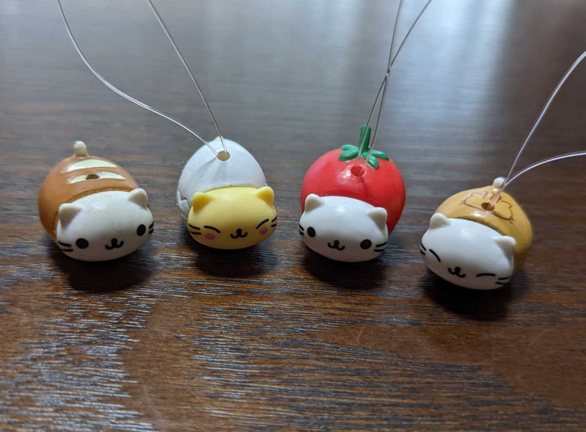 傷や汚れあり】☆ にゃんにゃんにゃんこ マスコット 食玩 おまけ