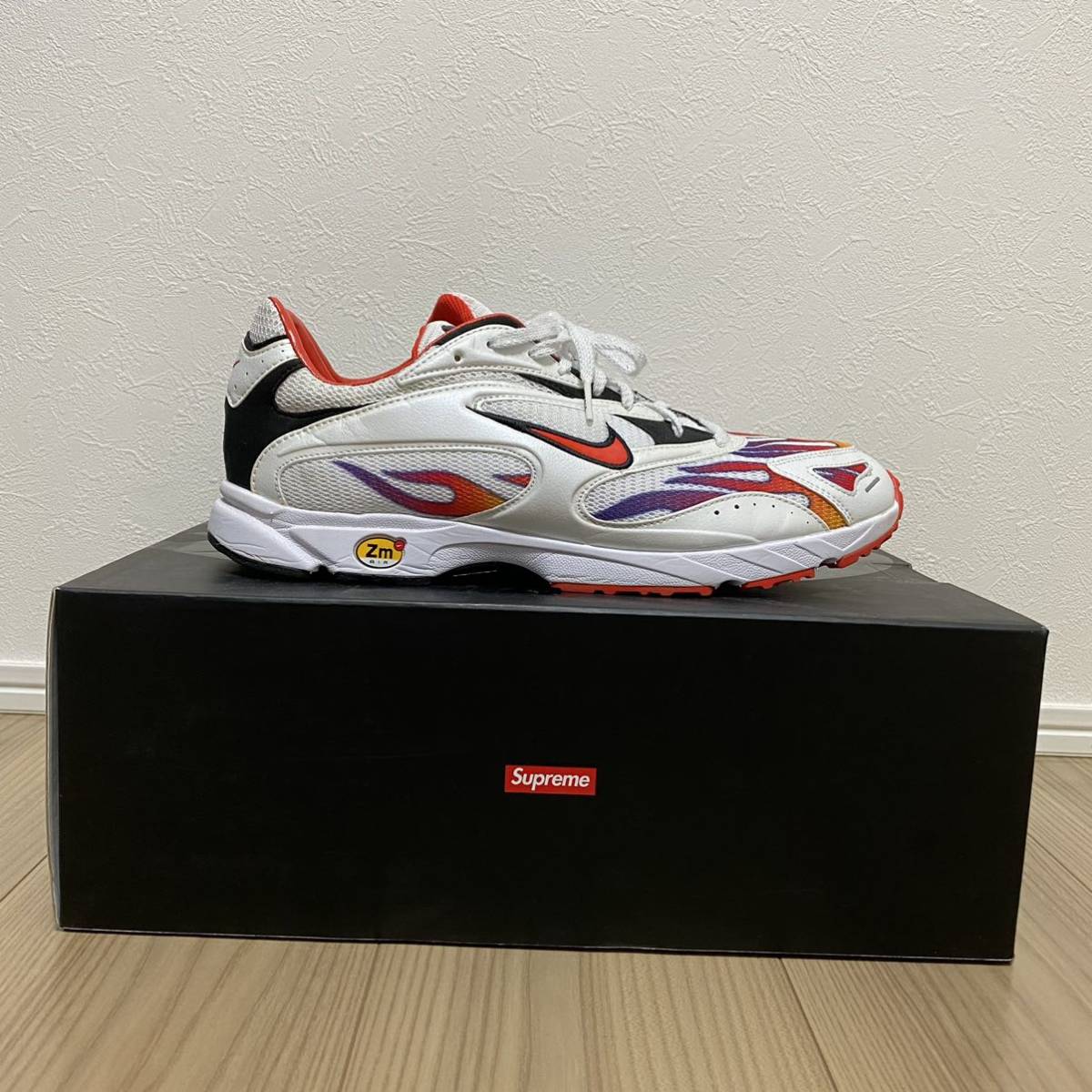 nike zoom streak spectrum plus supreme white