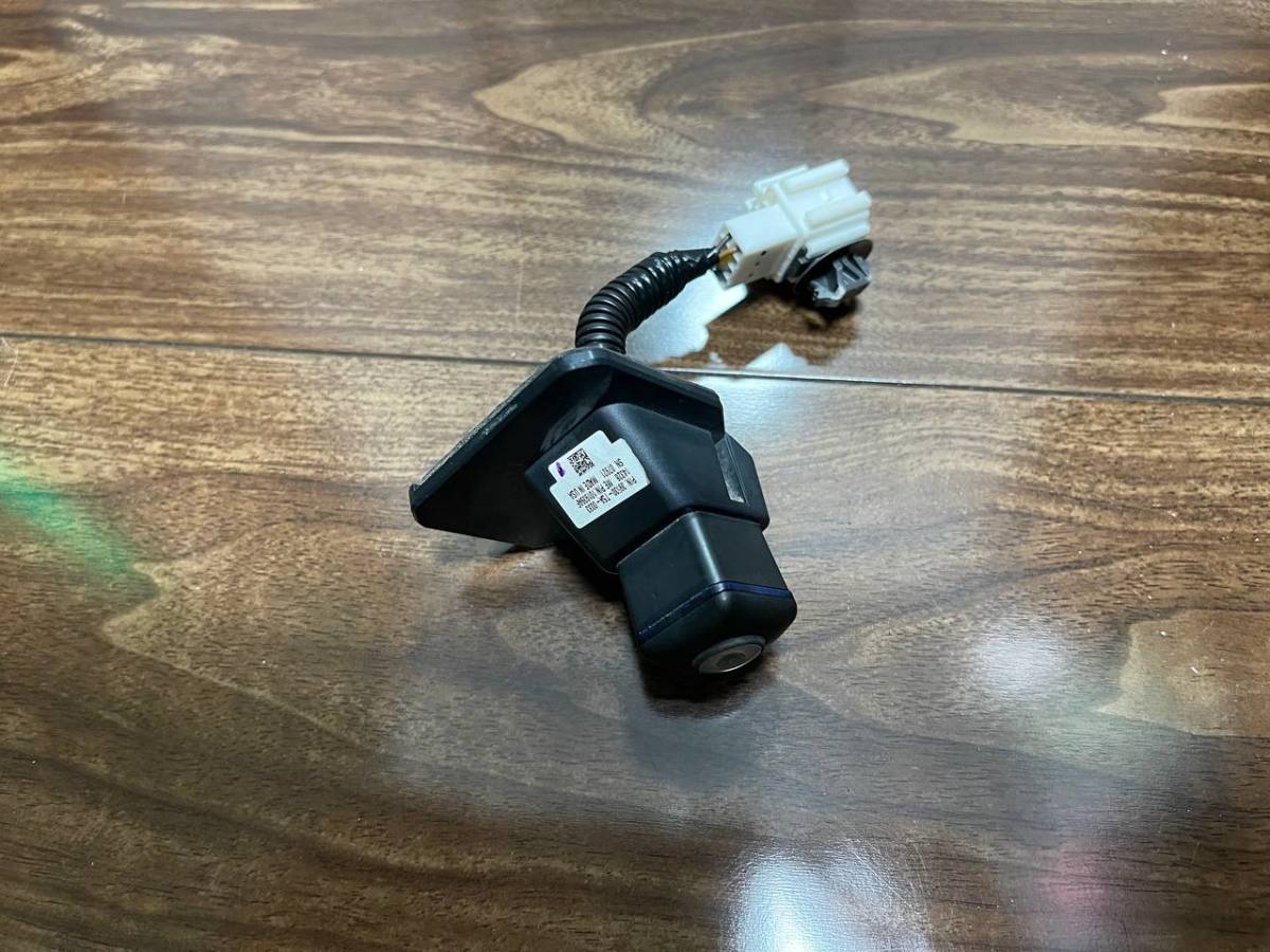 【極美品】　ホンダ 純正 バック　カメラ 39530 HONDA 美品 ホンダ 純正 バック カメラ 39530 HONDA バックモニター