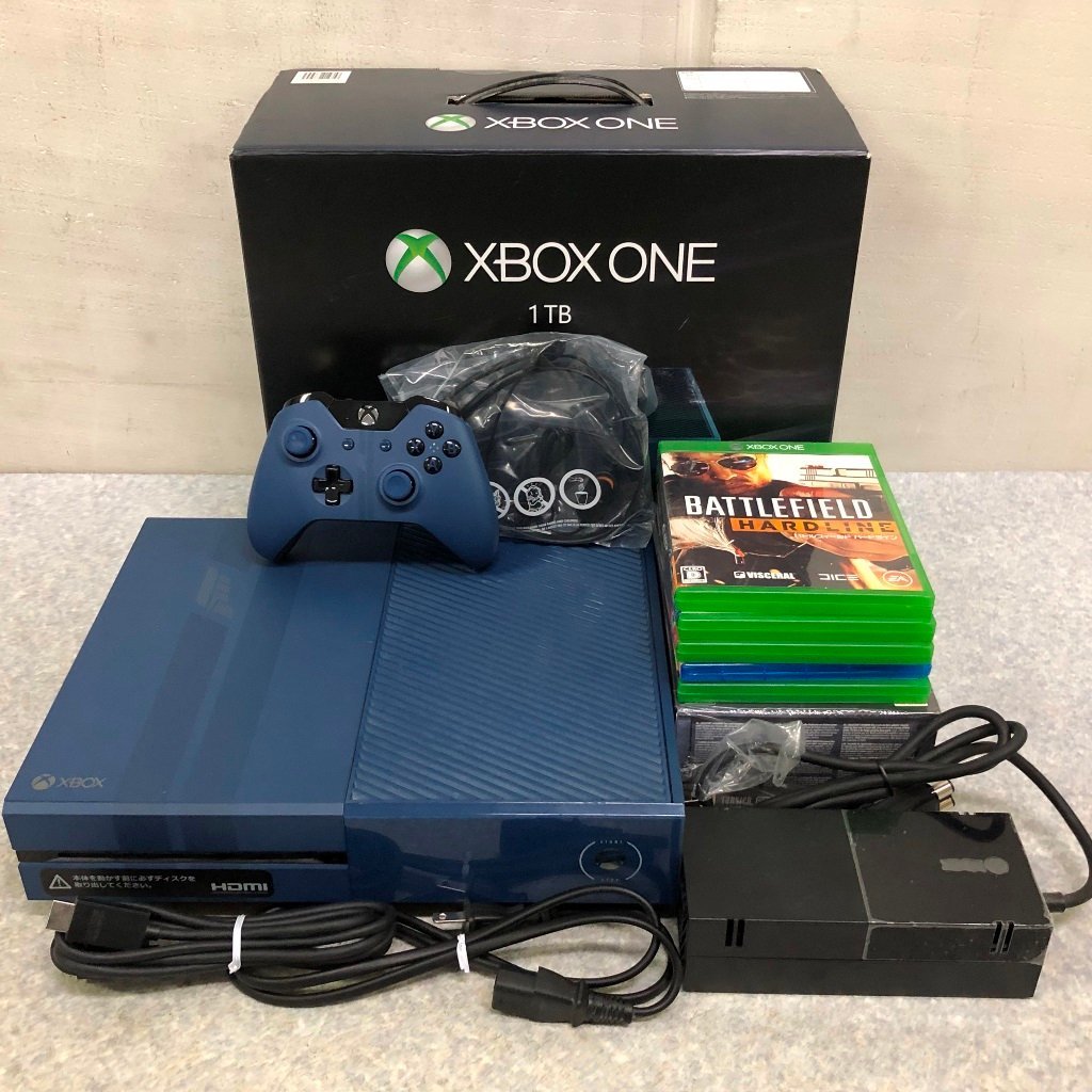CONSOLE XBOX ONE FAT 1TB (EDIÇÃO FORZA MOTORSPORT 6 LIMITED EDITION) USADO - TLGAMES