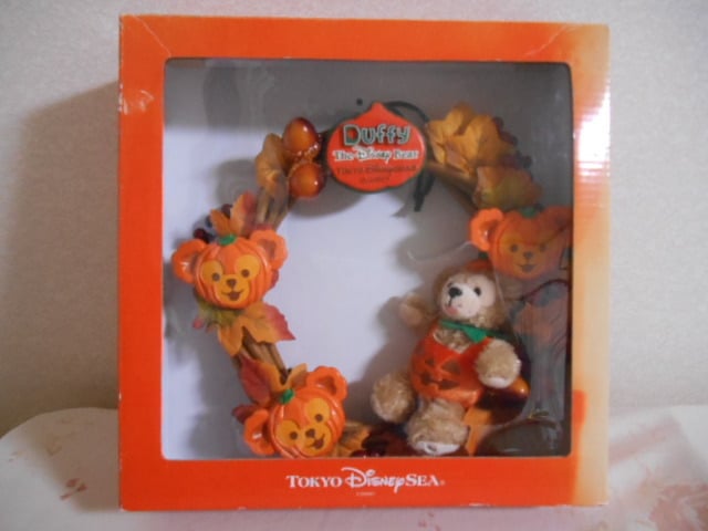 ディズニー　ハロウィン　ダッフィ　リース　マスコット　写真立て　セット 東京ディズニーシー、仮装姿をデザインした「ダッフィー