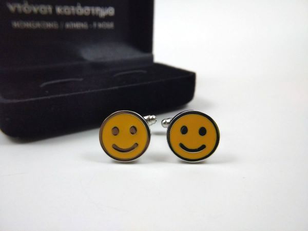 正規品★USED! Zumba スマイル柄シャツ S