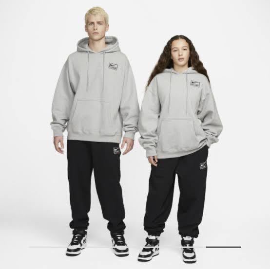 NIKE STUSSY ブラックパーカー（NIKE STUSSY セットアップ Sサイズ  