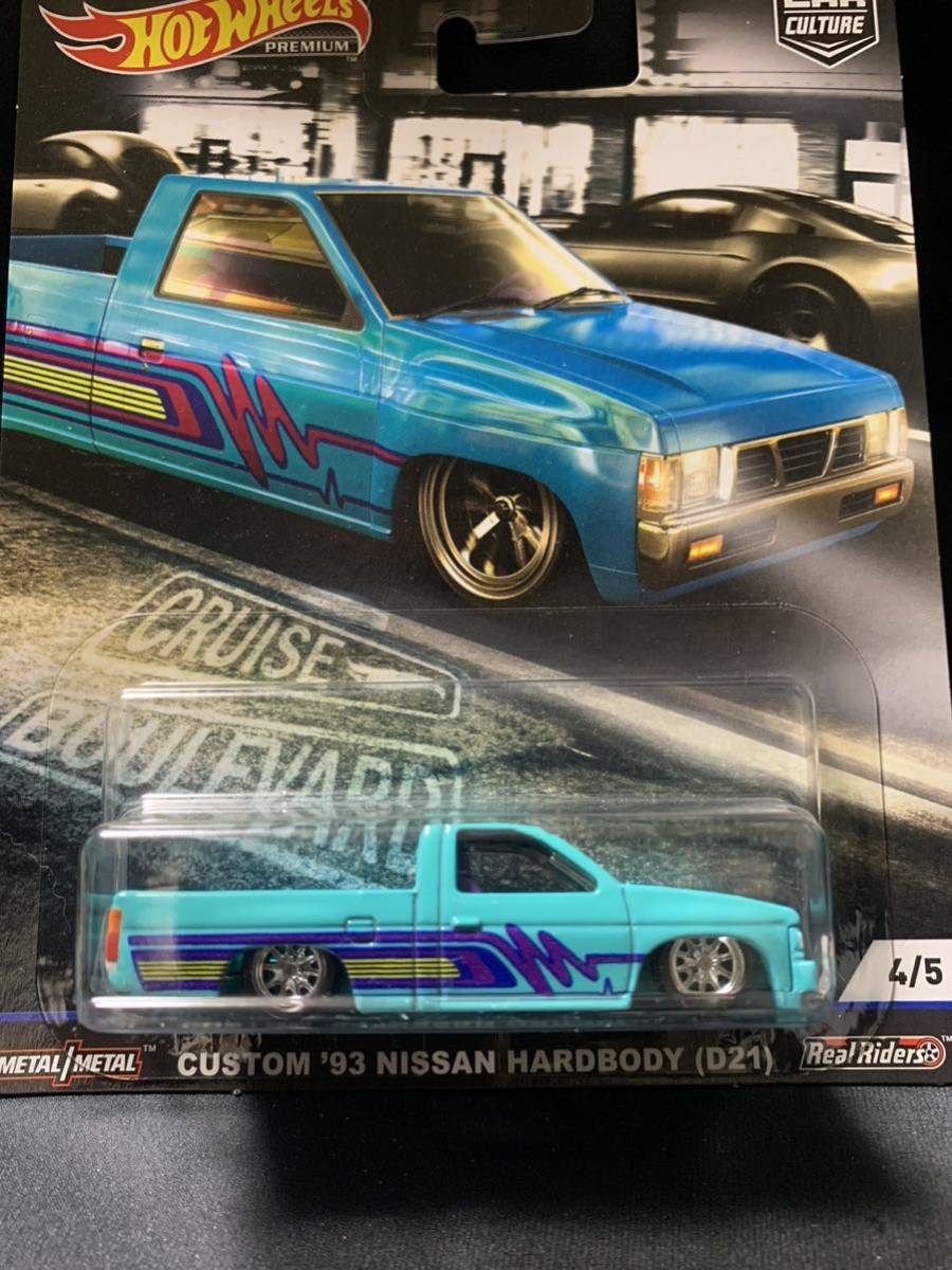 希少 us NISSAN D21 純正 フェンダーアーチモール フェンダー