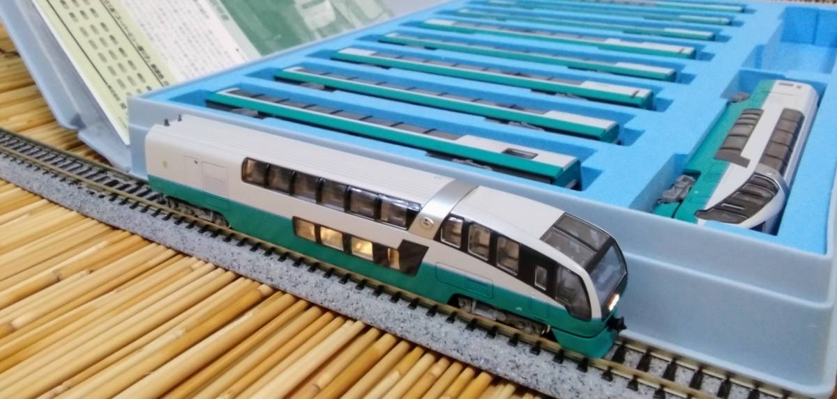 KATO カトー 10-474 251系 スーパービュー踊り子 新塗色 6両基本