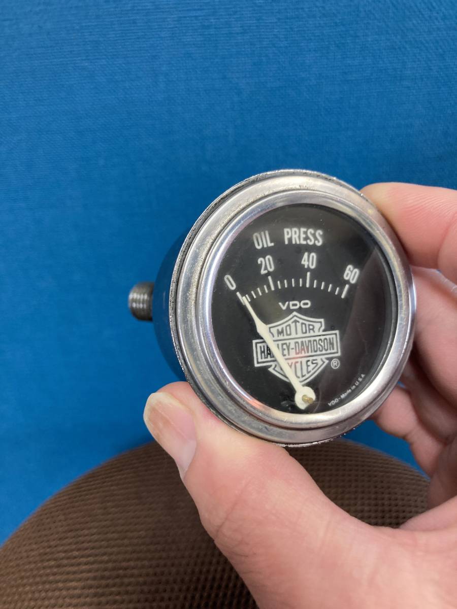 【目立った傷や汚れなし】レア！当時物70sハーレー純正VDOオイルプレッシャーゲージ オリジナル ナックルパンショベルサイドバルブ ナックル