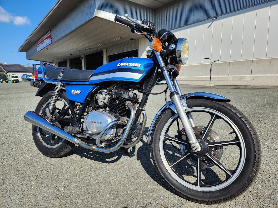 Z400FX テール ガード 当時物 Z2 注意深く Z1