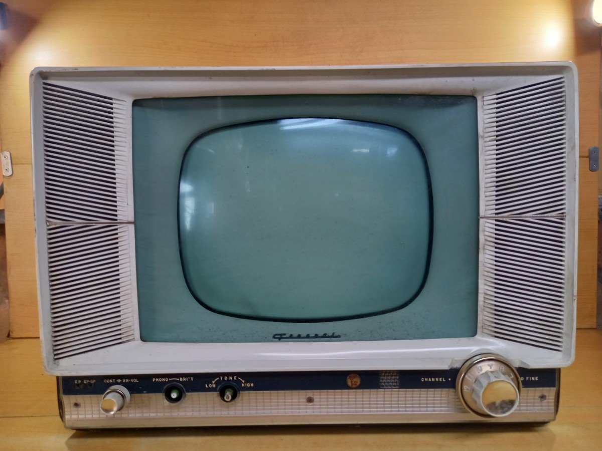 GENERALゼネラル 真空管テレビ 14-SK テレビ 昭和レトロ 撮影