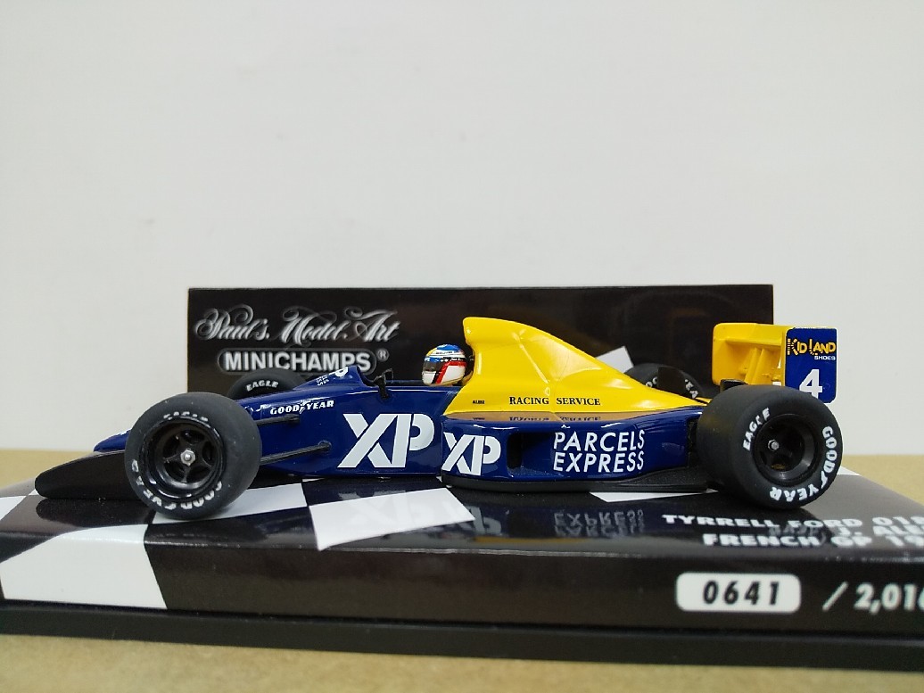 MINICHAMPS F1 1:18 J Alesi Tyrrell Ford 018 GP du Japon 1989