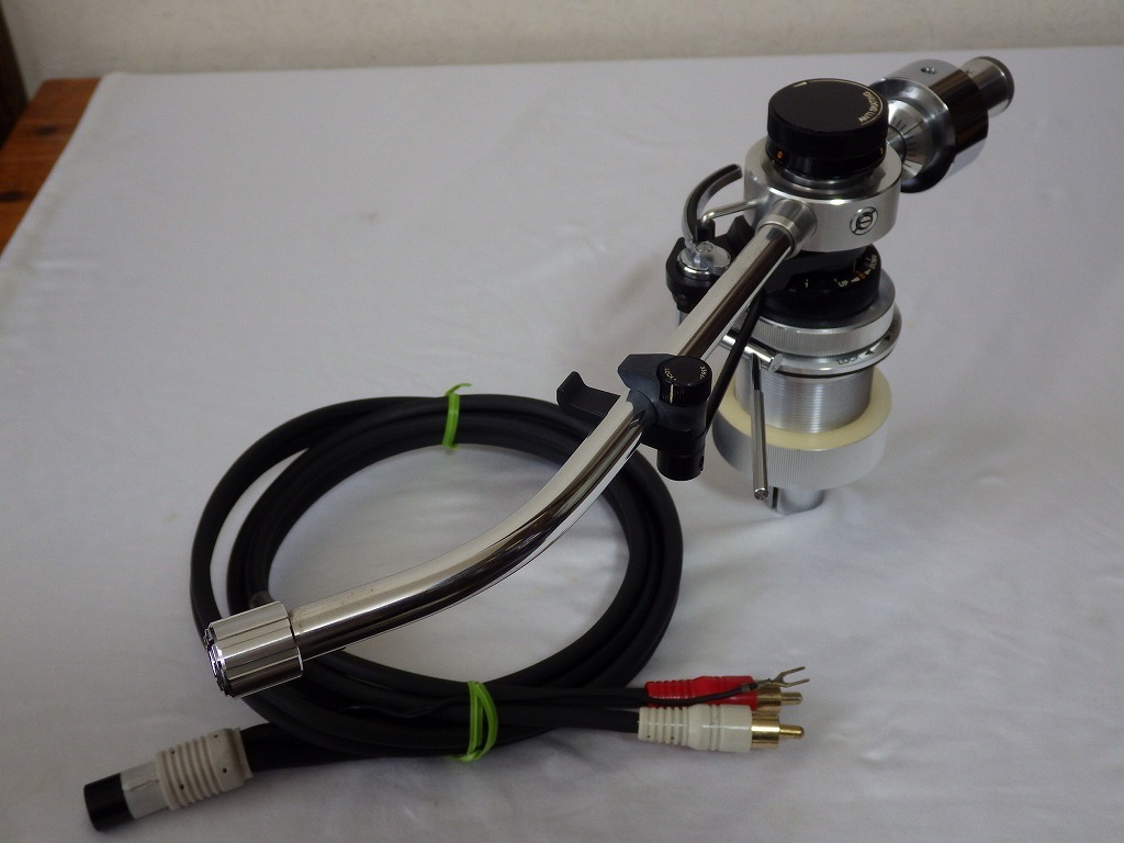 □ VICTOR / UA-7045 □ Static Balanced Tonearm アームリフター