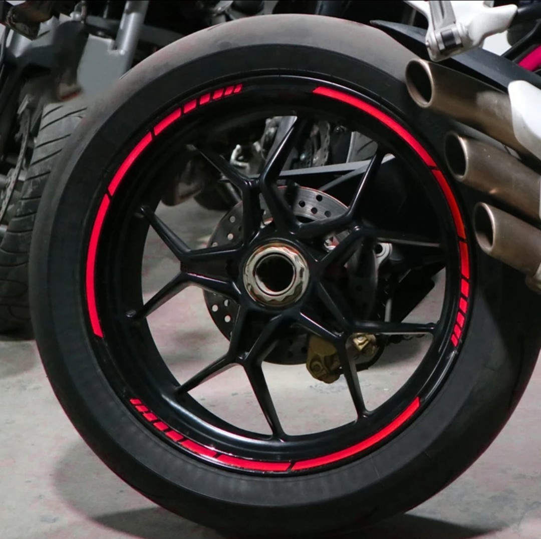 【未使用】バイクリムテープ ホイールステッカー 17.18インチ レッド【反射タイプ】横からの追突防止 夜間の安全対策 HONDA