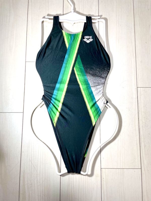 使用品 スピード 競泳水着 Mサイズ マーキュライン 使用品 スピード 競泳水着 Mサイズ マーキュライン SPEEDO 競泳水着 M