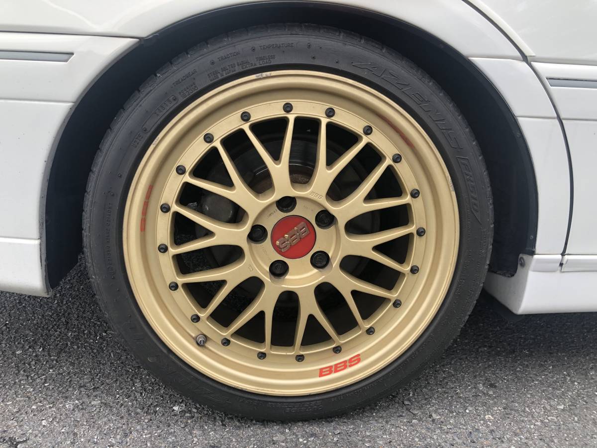 18インチBBSLM風アルミホイール