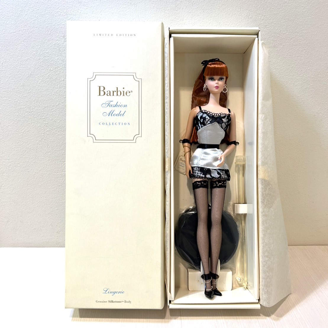ランジェリー バービー レッド 心憎い