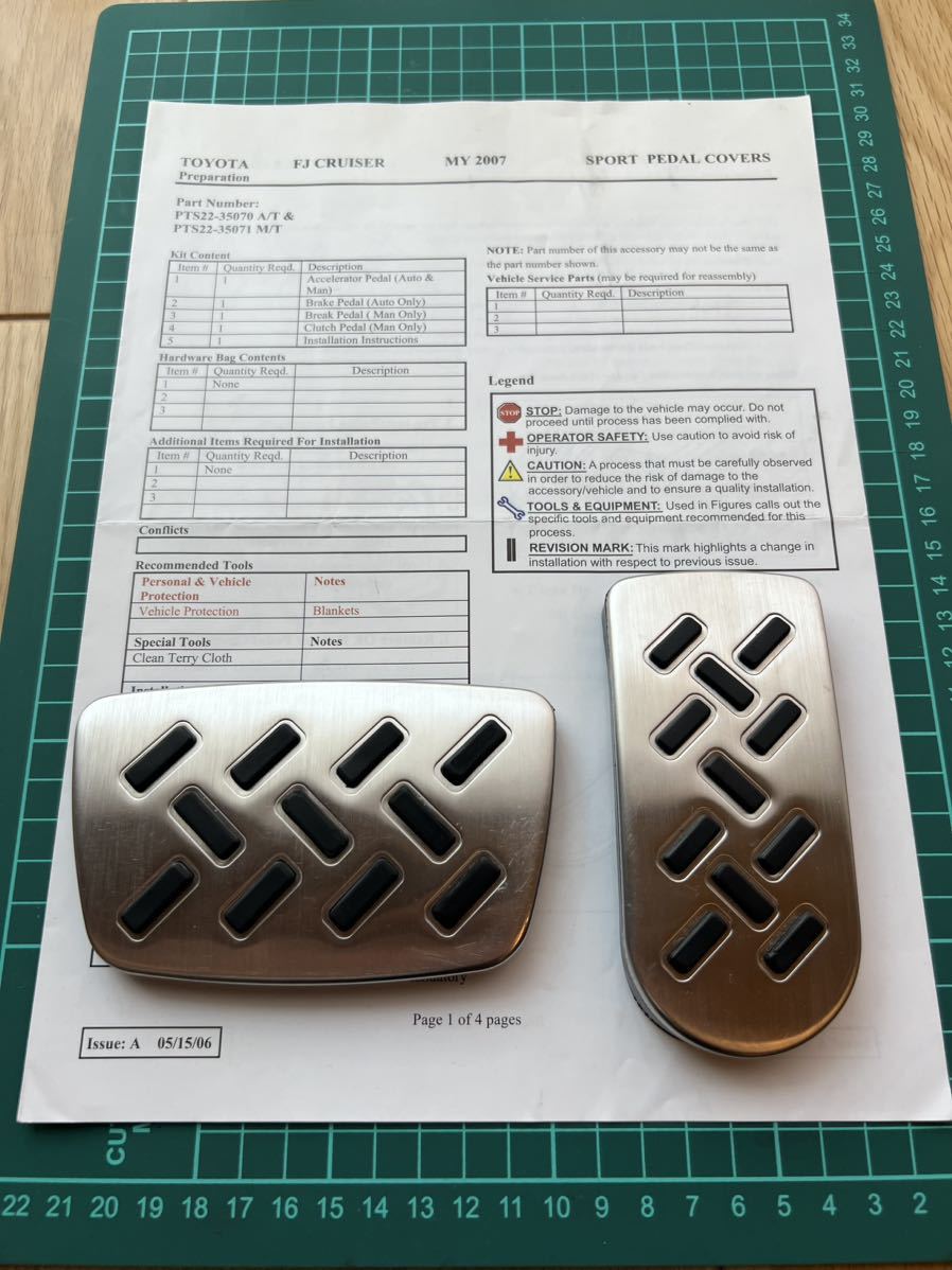 目立った傷や汚れなし】US TOYOTA 純正 FJクルーザー SPORT PEDAL 