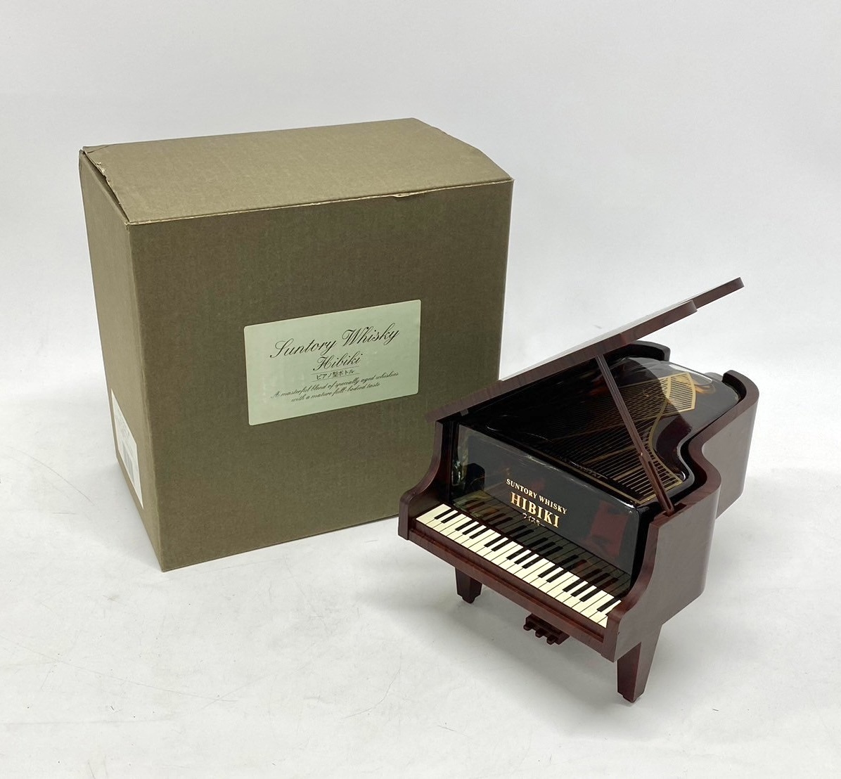 サントリーウイスキー響グランドピアノ型ボトル未開封ひびき限定品