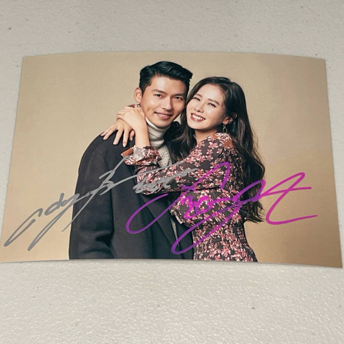 セール中…ヒョンビン直筆サイン入り2Lサイズ写真…愛の不時着…Hyun Bin… ヒョンビン直筆サイン入り2Lサイズ写真…愛の不時着…Hyun Bin