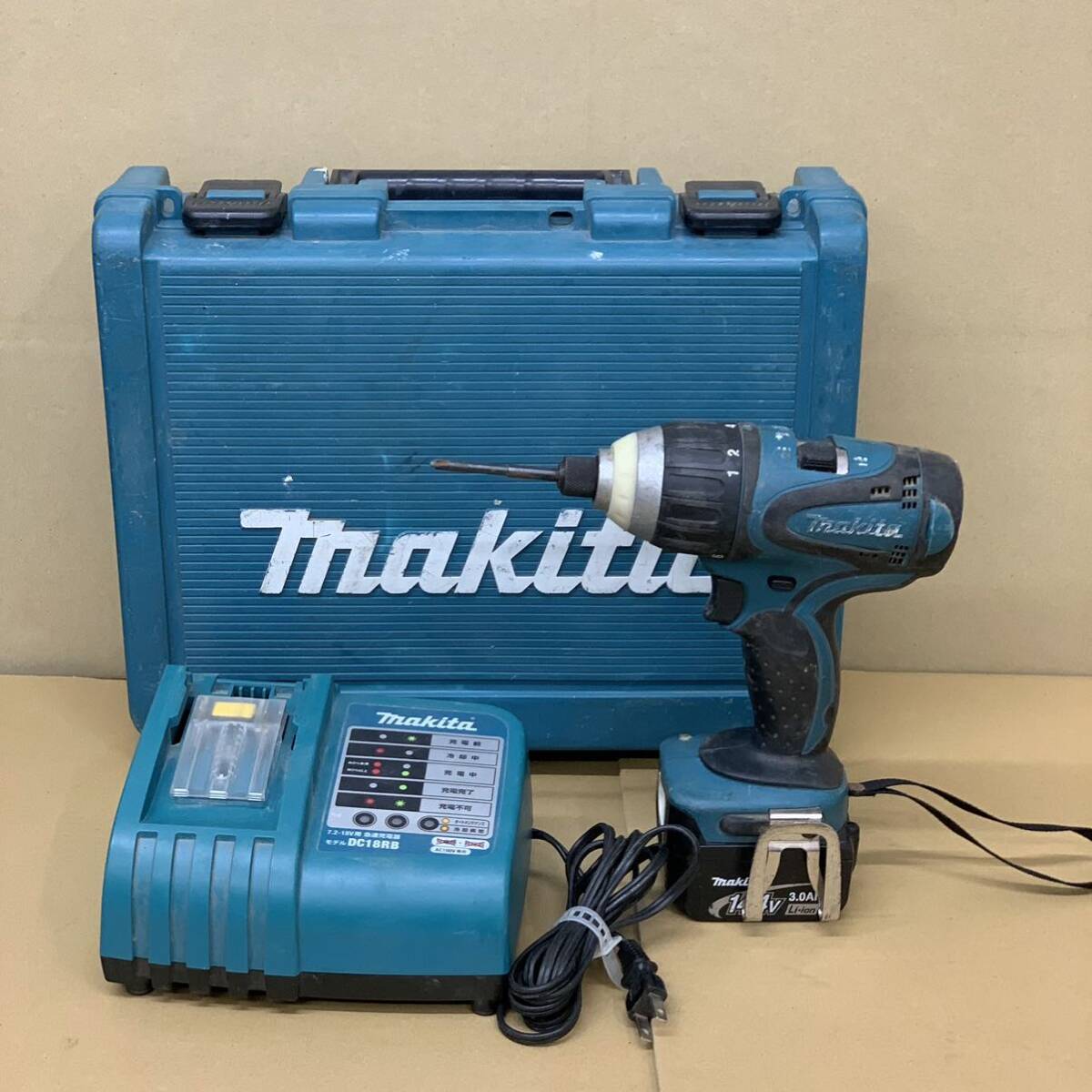 未使用】 マキタ makita 充電式4モードインパクトドライバ TP141DZB 黒 