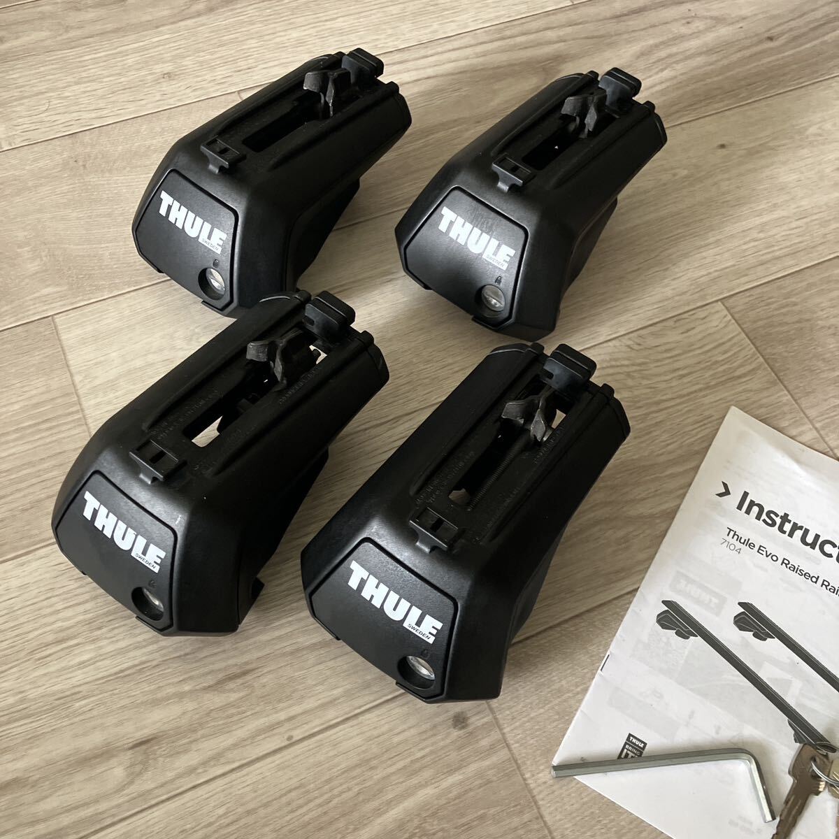 THULE Evo l 7104フット Amazon.com: Thule Evo Clamp Foot Pack : Automotive
