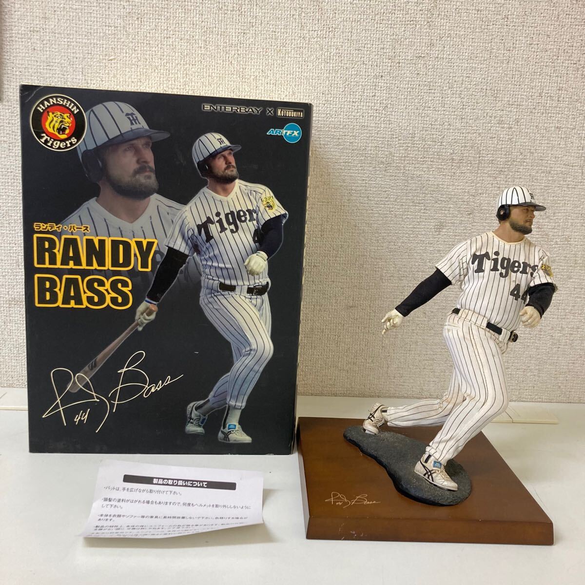 ランディ・バース / コトブキ ARTFX ARTFX 阪神タイガース ランディ・バース 完成品フィギュア