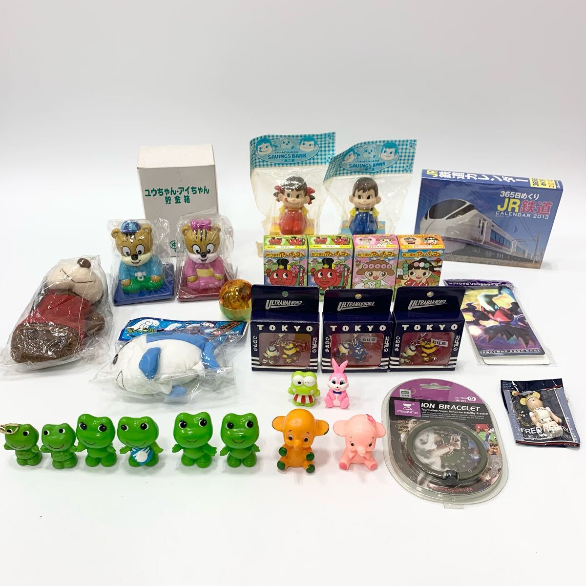 郵貯リスのユウちゃんとアイちゃん貯金箱レトロレトロ （未開封