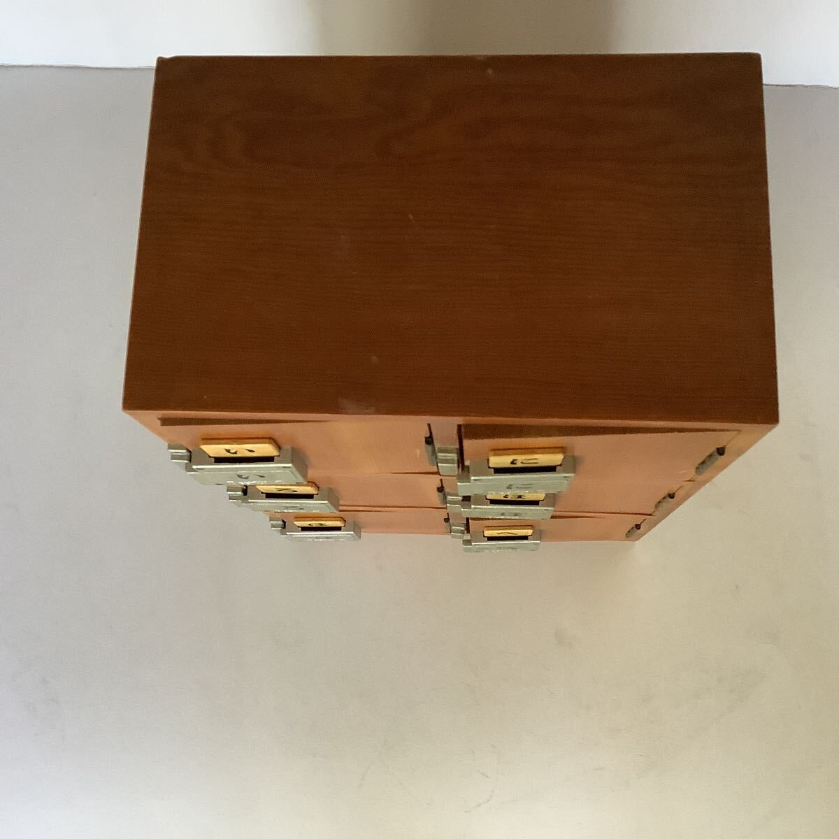 BEETLAND下駄箱小物入れ アンティーク雑貨 銭湯ロッカー風