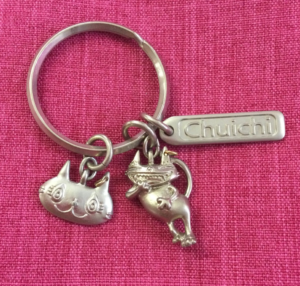 レア 宇多田ヒカルCHUICHI(S)ホワイトキッス(座り) 新品】【レトロ.ポップ】☆宇多田ヒカル☆ぬいぐるみ《CHUICHI(S