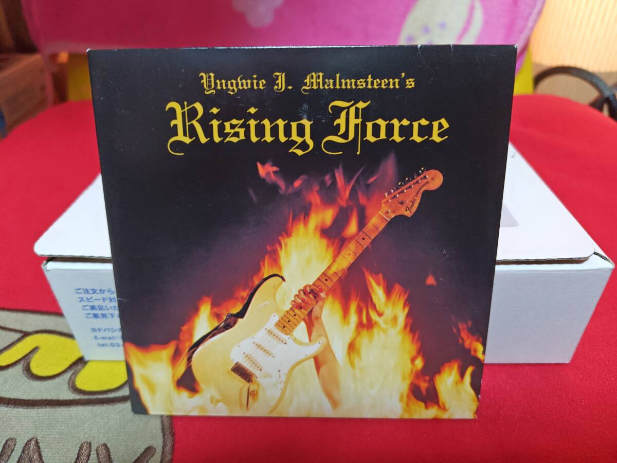 イングヴェイ・マルムスティーン Yngwie Malmsteen ライヴ・アット