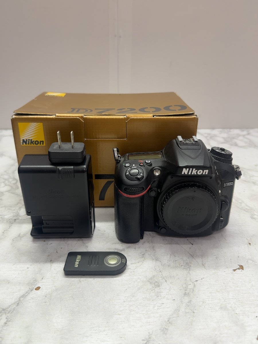 ♪綺麗【Nikon デジタル一眼レフカメラ D7200 2416万画素CMOSセンサーを搭載したニコンDXフォーマット採用の最上位機　】OK20678の1番目の画像