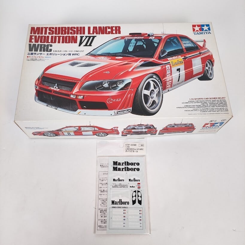 即決有☆ソリド 1/18 三菱 MITSUBISHI パジェロ