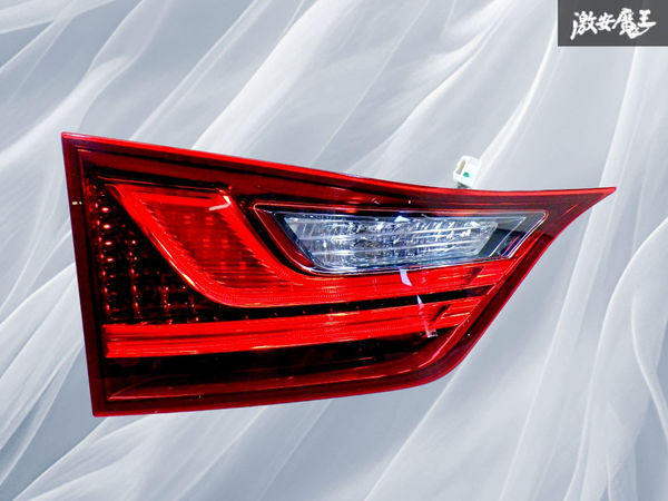 レクサス LS USF40系□LS600hl 中期 純正 LED トランクテールランプ