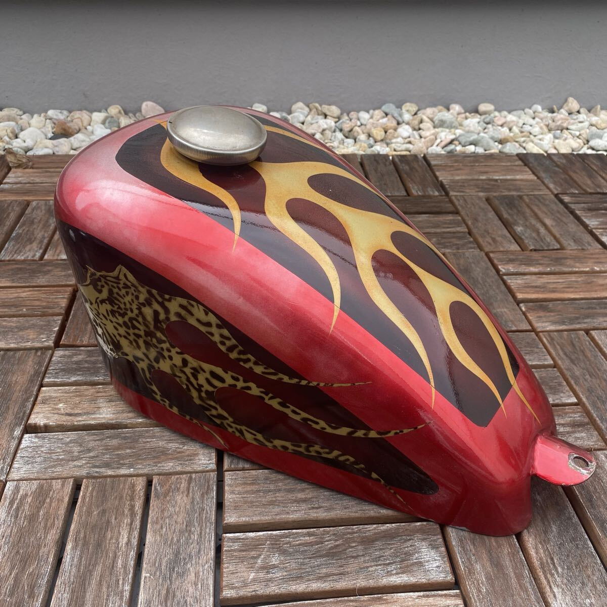 スポーツスタータンク カスタムペイント エイジング塗装 フレイムス