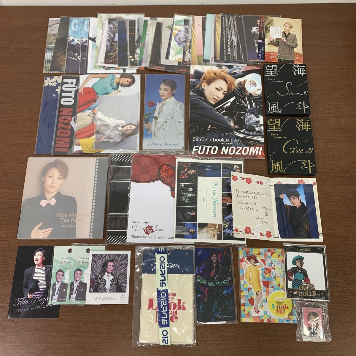 宝塚 礼真琴 お茶会グッズ サイン入り 写真 【公式通販】