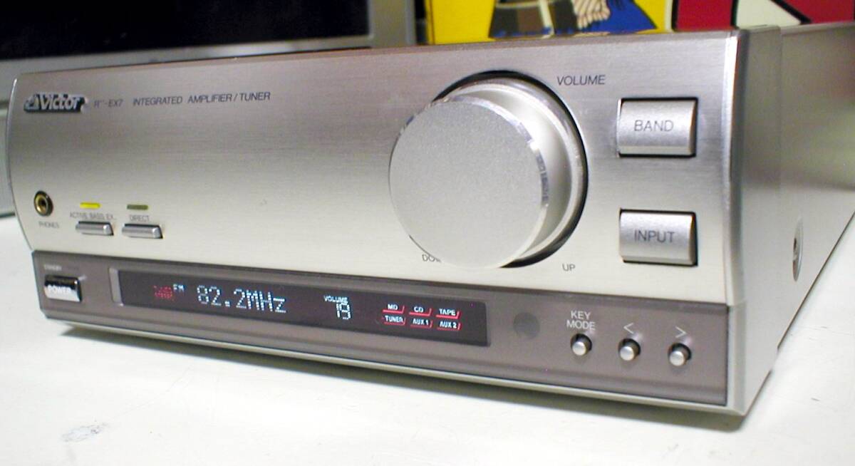 ☆Victor ビクターJVC CD/MDコンポ CA-UXQ10-S (UX-Q10の本体部分) CD&