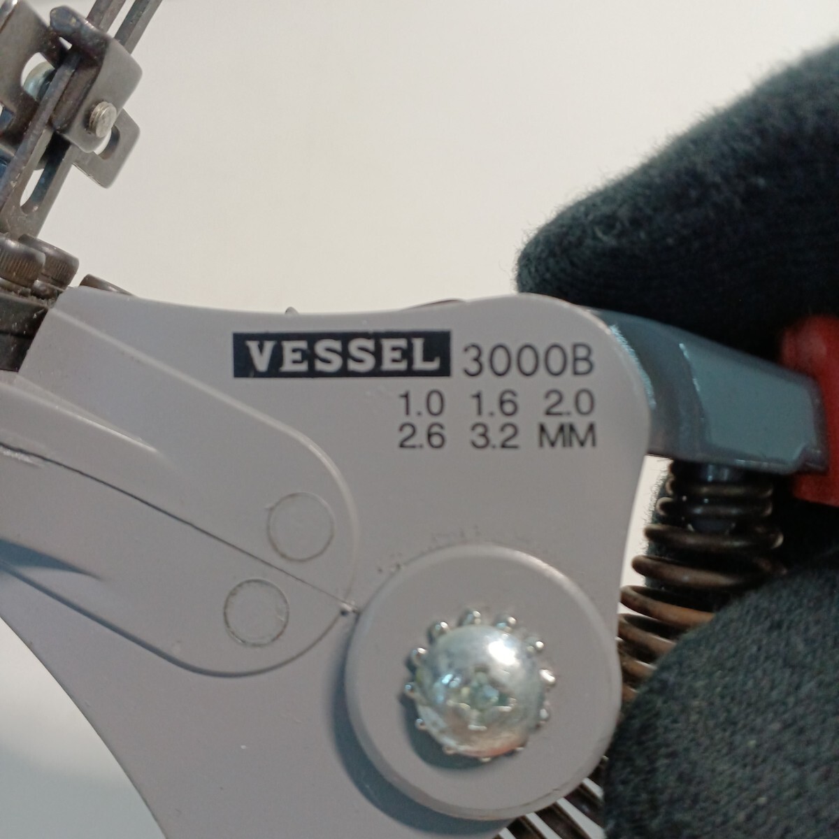 【目立った傷や汚れなし】NT178 現状 VESSEL ワイヤーストリッパー ベッセル 3000B 赤グリップ HARの落札情報詳細 ...