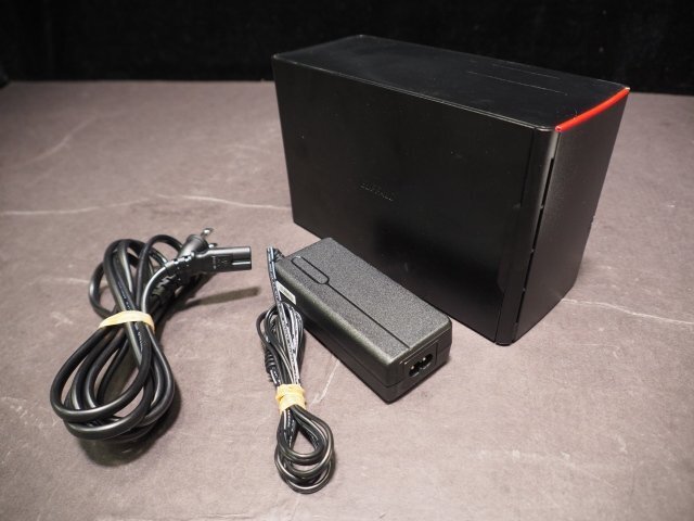 □BUFFALO bumper body ポータブルHDD バッファロー USBケーブル付き