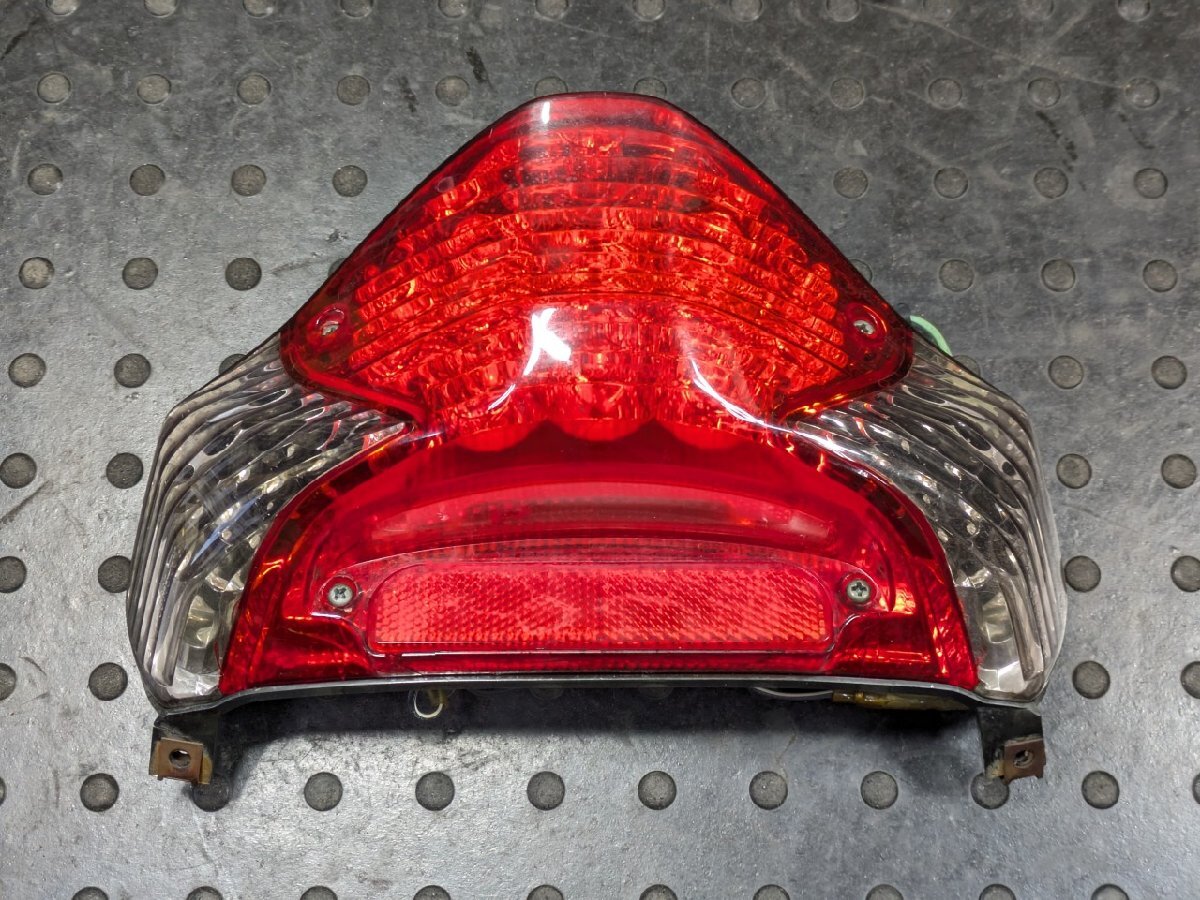 新品】新品未使用 スズキ アドレスV125 テールレンズ テールランプ